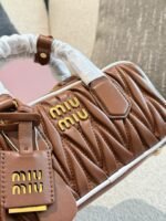 ⁦حقيبة ميوميو الجديدة⁩ - الصورة ⁦10⁩