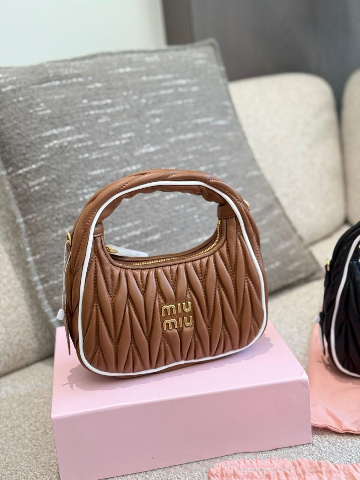 ⁦حقائب هوبو ميوميو الجديدة⁩ - الصورة ⁦12⁩