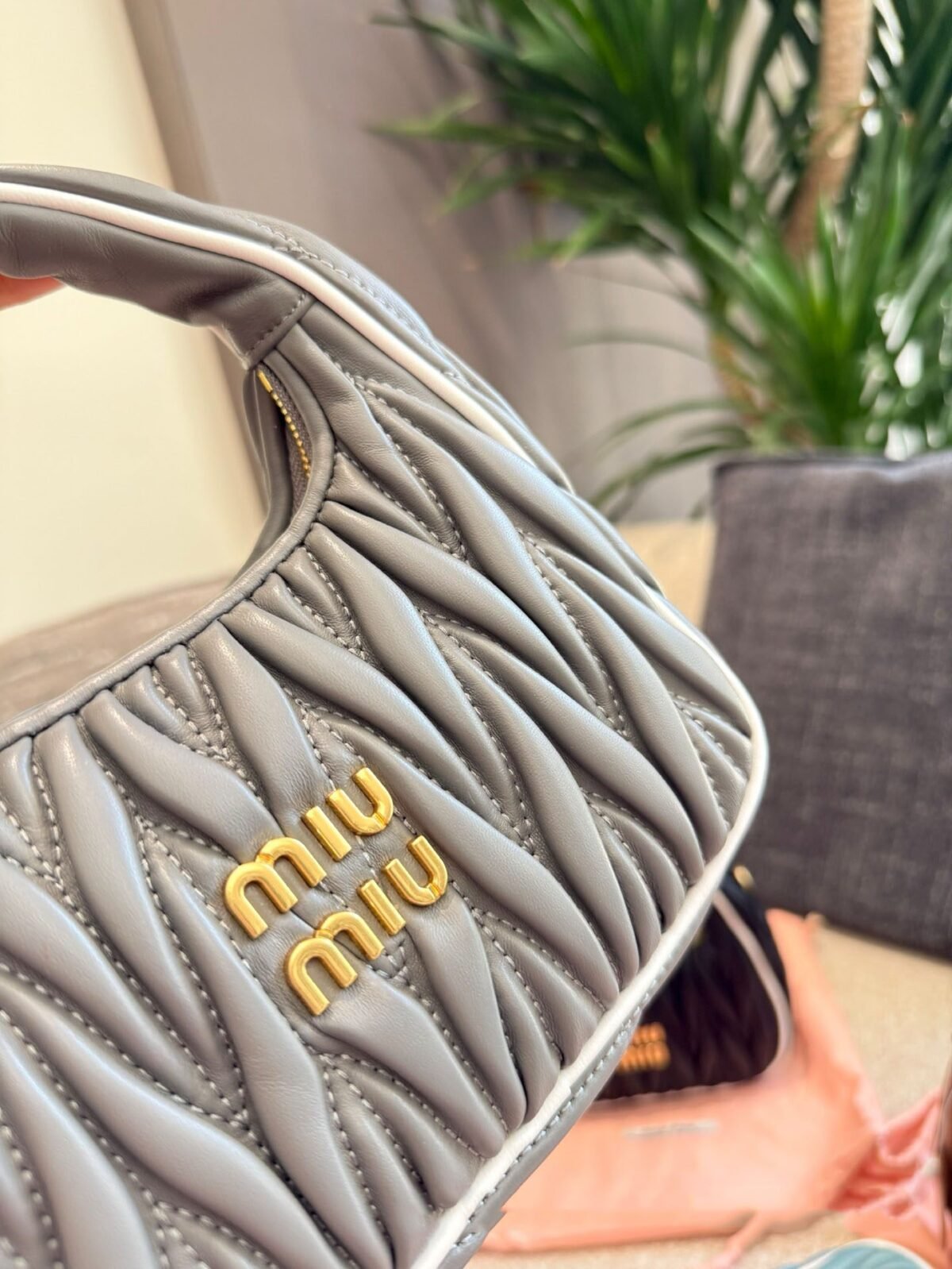 ⁦حقائب هوبو ميوميو الجديدة⁩ - الصورة ⁦10⁩