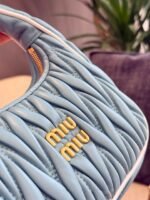 ⁦حقائب هوبو ميوميو الجديدة⁩ - الصورة ⁦6⁩