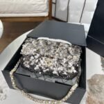 حقيبة شانيل CF مزينة بالترتر