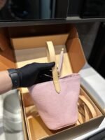 ⁦حقيبة دلو جينز من لويس فويتون⁩ - الصورة ⁦3⁩