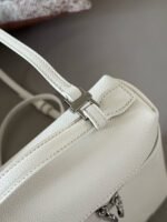 ⁦حقيبة الظهر من Loro Piana⁩ - الصورة ⁦6⁩