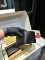 ⁦محفظة مايكل كورس الرجالية الجديدة⁩ - الصورة ⁦6⁩