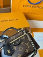 ⁦حقيبة لويس فيتون فانيتي⁩ - الصورة ⁦4⁩