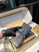 ⁦محفظة كوتش الجديدة⁩ - الصورة ⁦4⁩