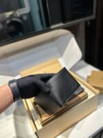 ⁦محفظة كوتش الجديدة⁩ - الصورة ⁦6⁩