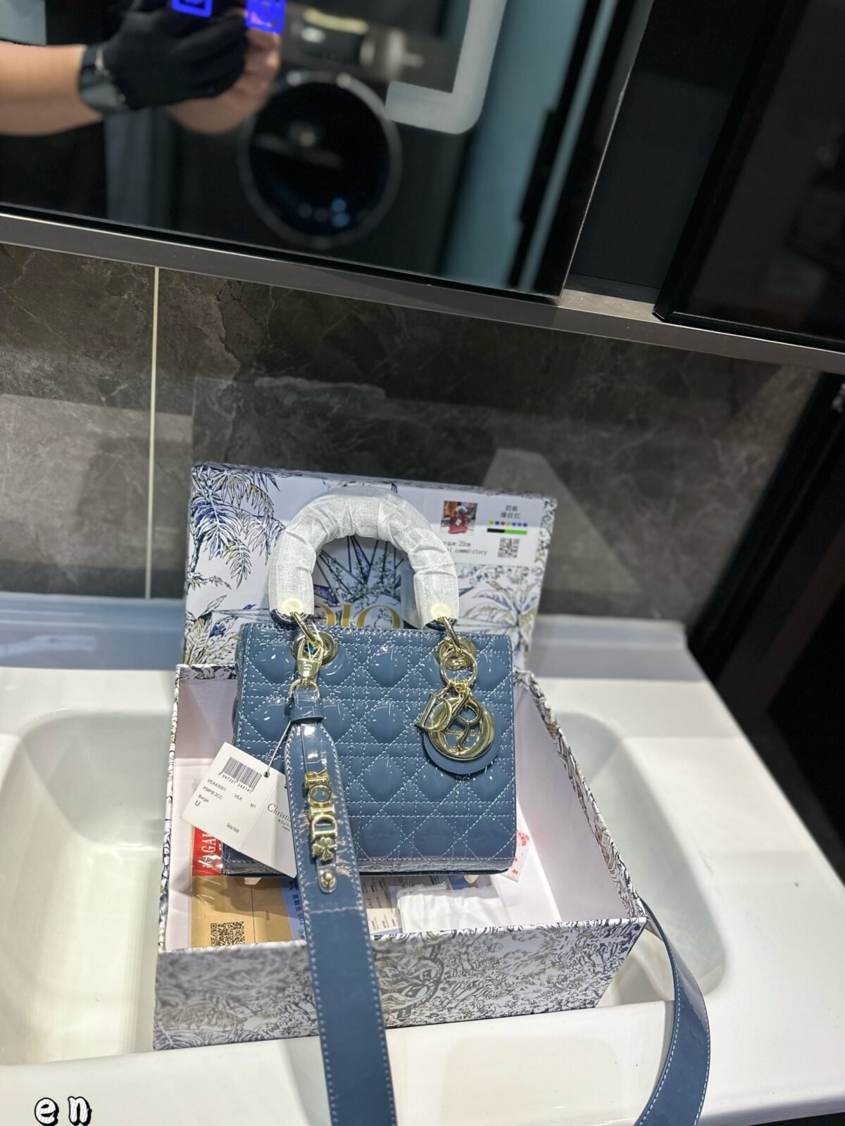 ⁦حقيبة ديور برنسيس الجميلة⁩ - الصورة ⁦1⁩