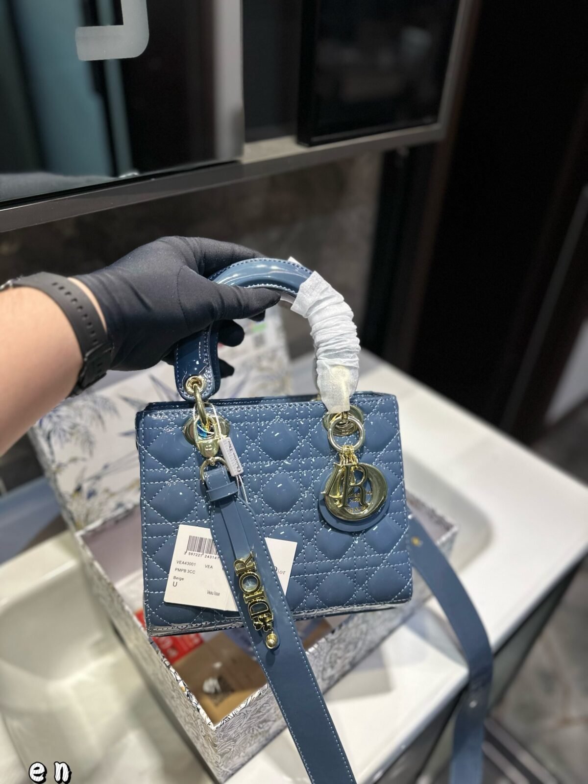 ⁦حقيبة ديور برنسيس الجميلة⁩ - الصورة ⁦2⁩