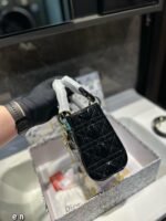 ⁦حقيبة ديور برنسيس أنيقة⁩ - الصورة ⁦4⁩