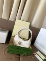 ⁦حقيبة جوتشي مارمونت نصف القمر⁩ - الصورة ⁦3⁩