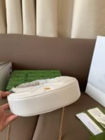 ⁦حقيبة جوتشي مارمونت نصف القمر⁩ - الصورة ⁦7⁩