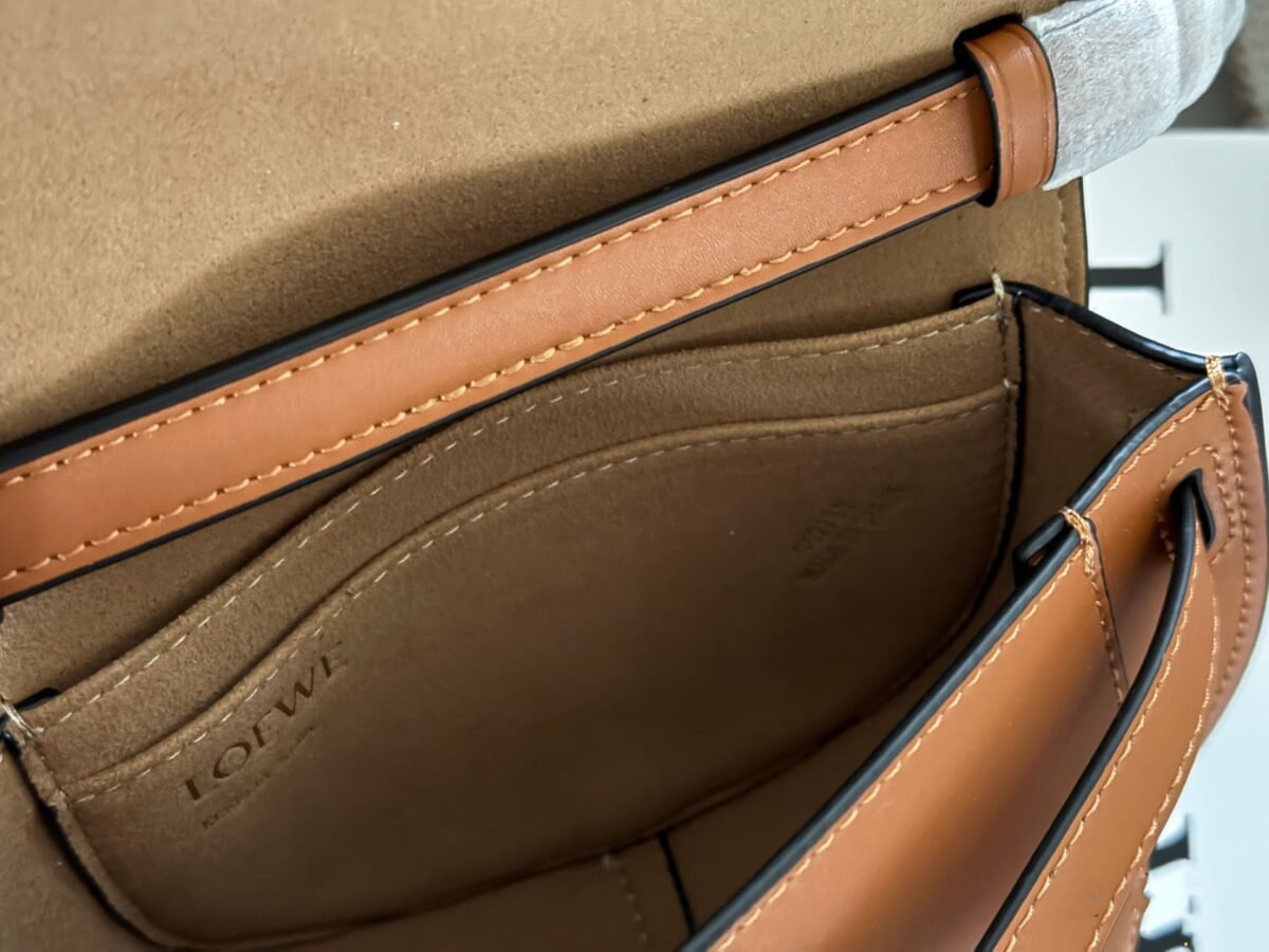 ⁦حقيبة Gate Saddle من لويفي⁩ - الصورة ⁦8⁩