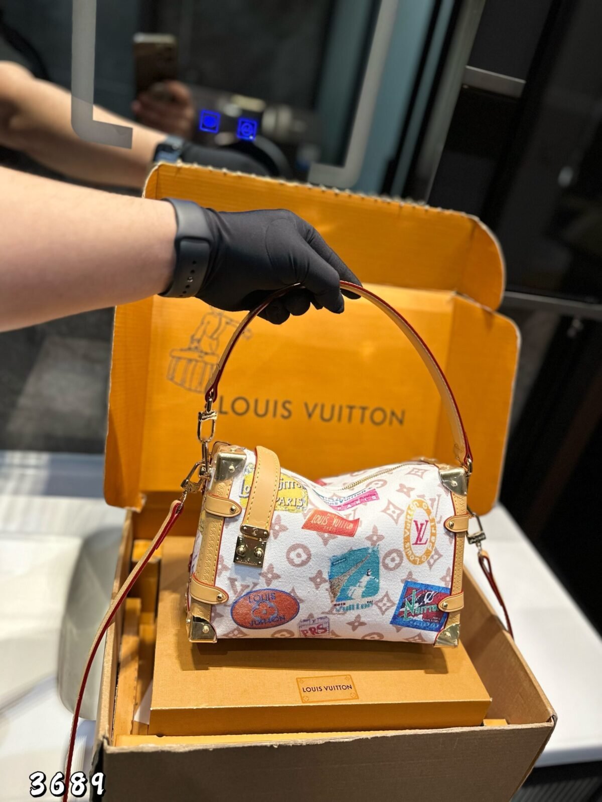 ⁦حقيبة غو آيلينغ الصغيرة من لويس فويتون⁩ - الصورة ⁦2⁩