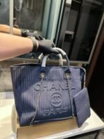 حقيبة شاطئ شانيل