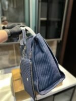 ⁦حقيبة شاطئ شانيل⁩ - الصورة ⁦5⁩