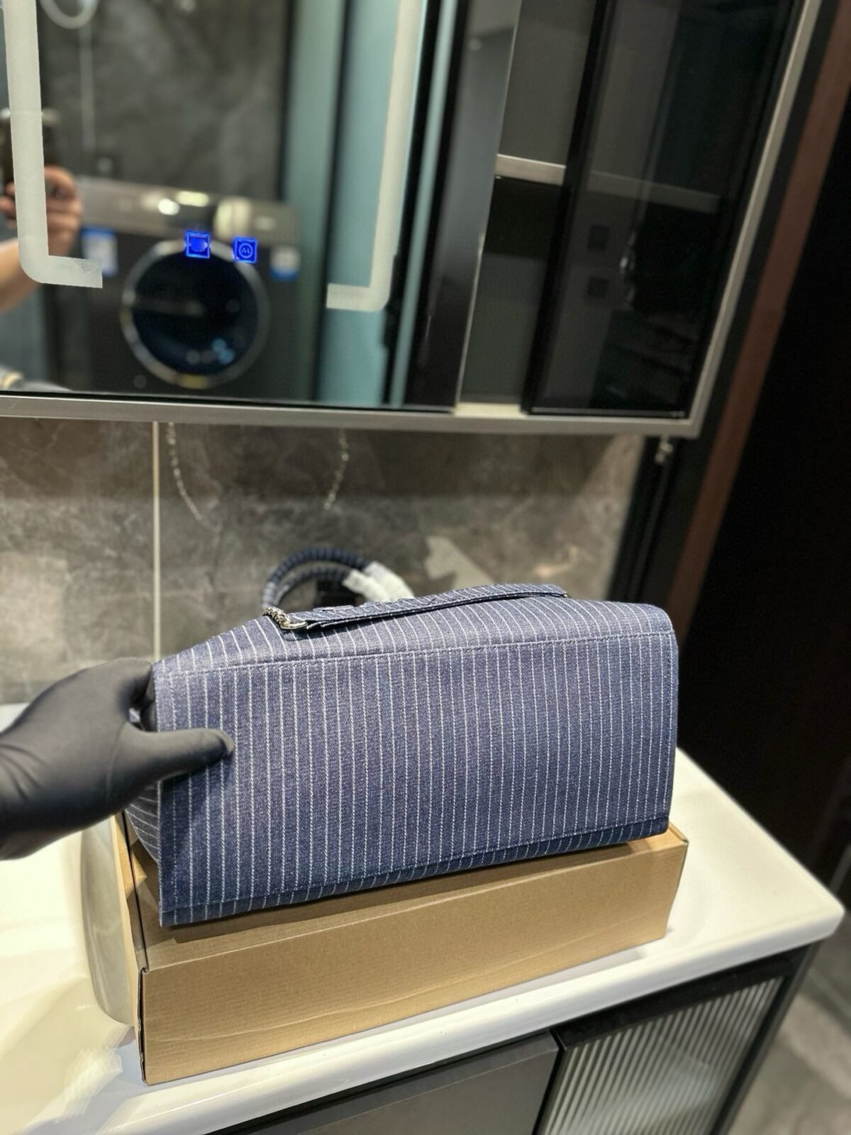 ⁦حقيبة شاطئ شانيل⁩ - الصورة ⁦8⁩