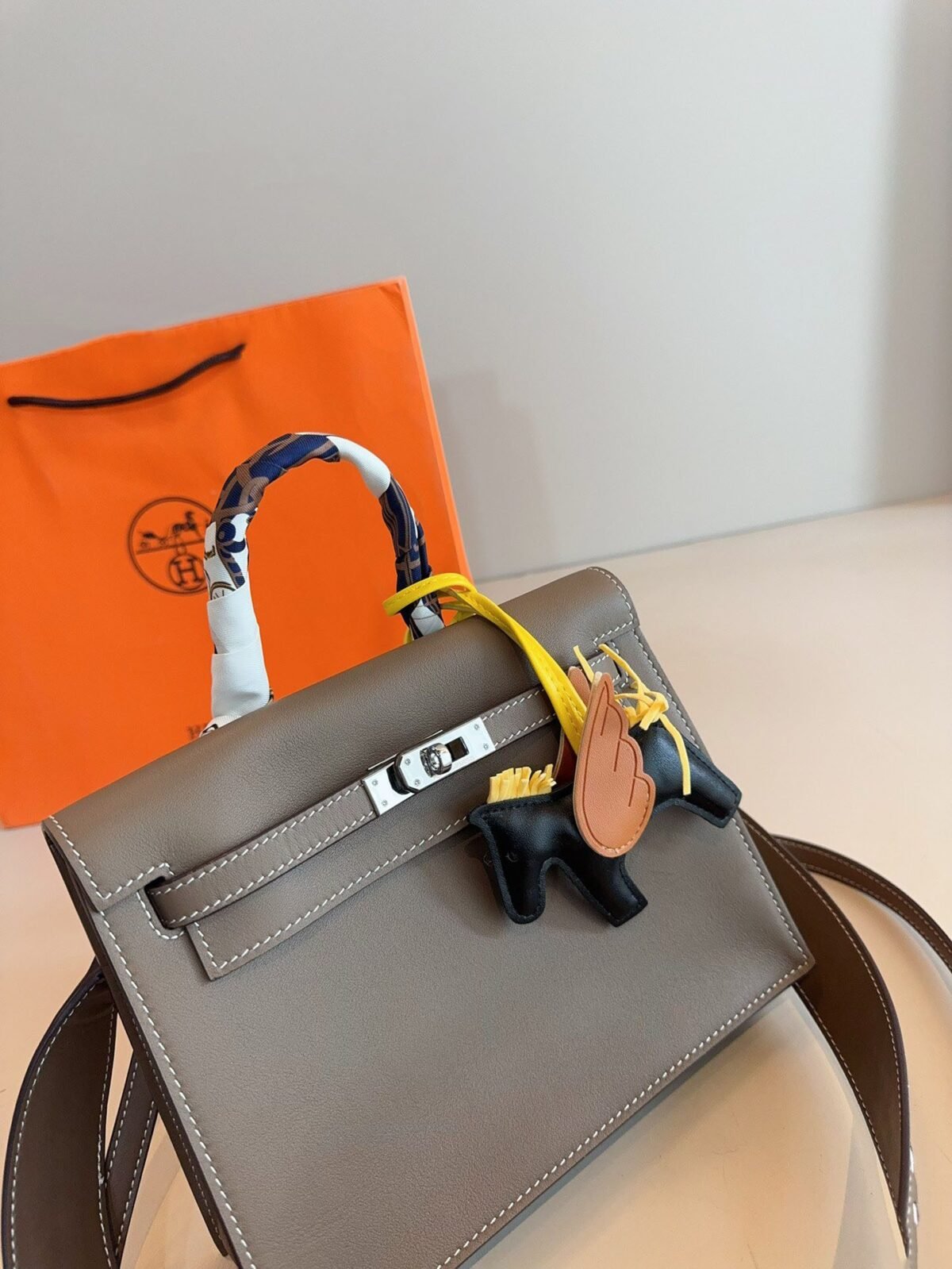 ⁦حقيبة كتف هيرميس كيلي⁩ - الصورة ⁦3⁩