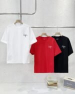 قميص أركتيريكس بأكمام قصيرة