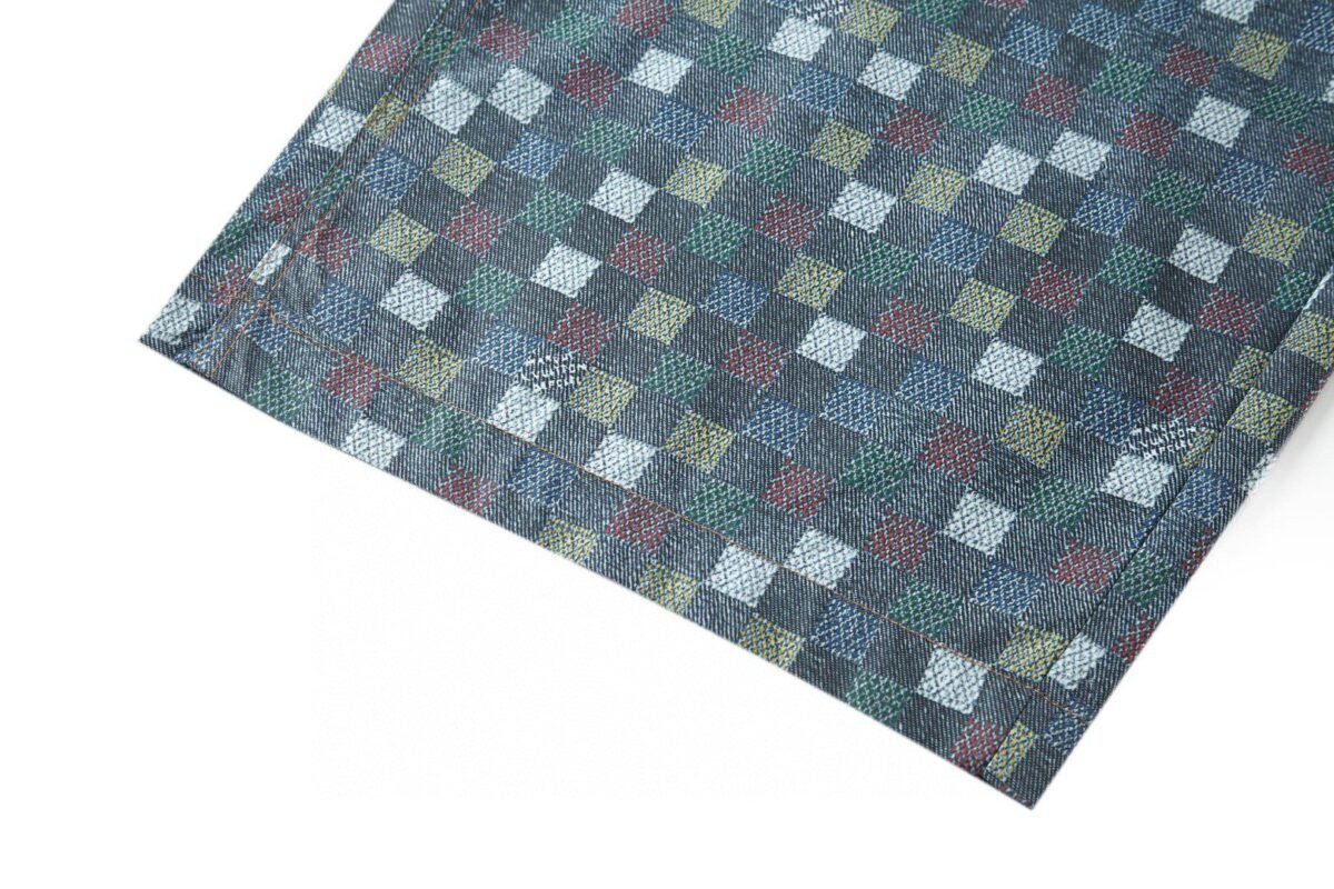 ⁦شورت جينز قطني كاجوال بنقشة رقعة الشطرنج من لويس فويتون⁩ - الصورة ⁦10⁩