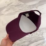 ⁦قبعة بيسبول متعددة الاستخدامات بتصميم عتيق ممزق على الطراز الكوري من Chrome Hearts⁩ - الصورة ⁦5⁩