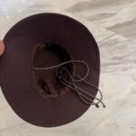 ⁦قبعة دلو مطرزة من ميو ميو ذات حافة كبيرة⁩ - الصورة ⁦7⁩