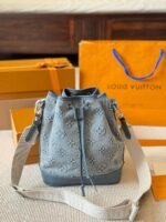 ⁦حقيبة دلو من قماش الدنيم من لويس فيتون⁩ - الصورة ⁦7⁩