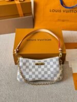 ⁦حقيبة لويس فويتون بوشيت مونوغرام⁩ - الصورة ⁦2⁩