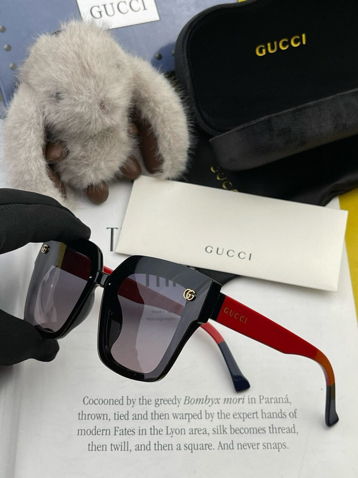 wsxc1747068758975_3 نظارات شمسية غوتشي بتصميم كلاسيكي بإطار مربع - الصورة 1