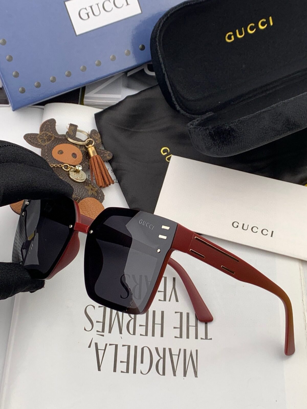 ⁦نظارات شمسية غوتشي الجديدة بإطار مربع⁩ - الصورة ⁦6⁩