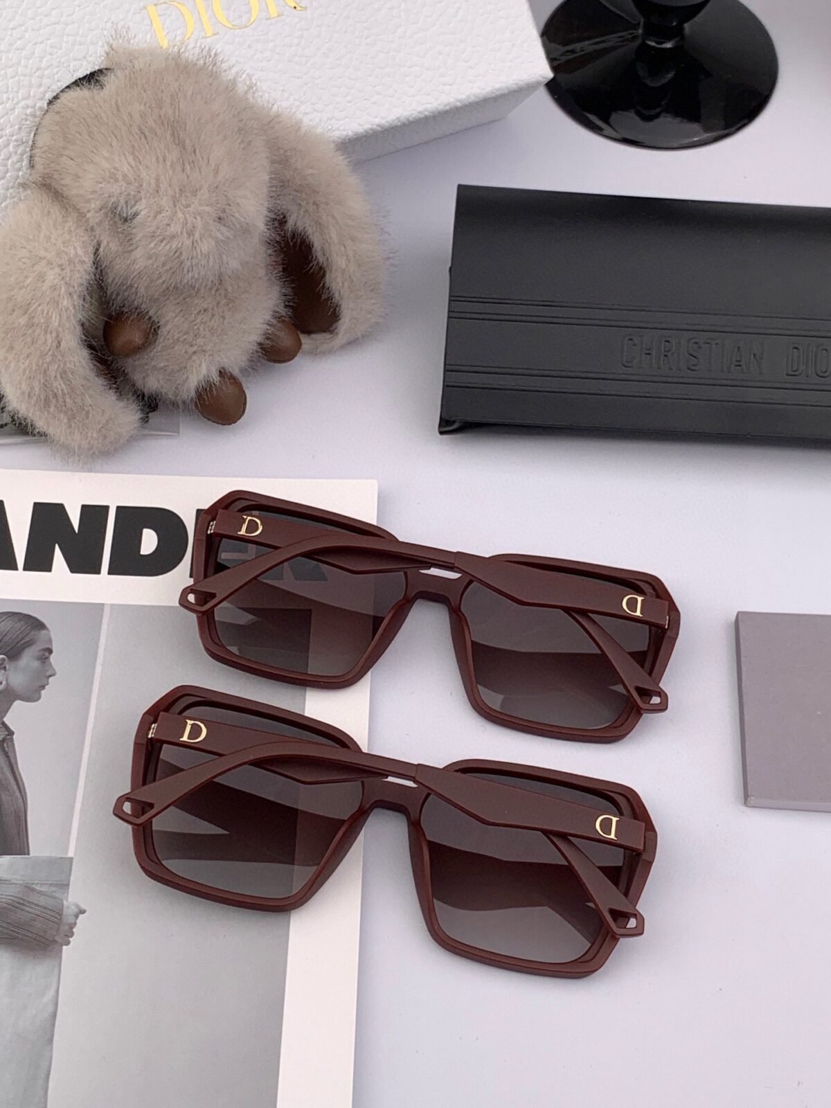 ⁦نظارات شمسية مستقطبة بإطار مربع عصري من ديور بتصميم جديد⁩ - الصورة ⁦8⁩