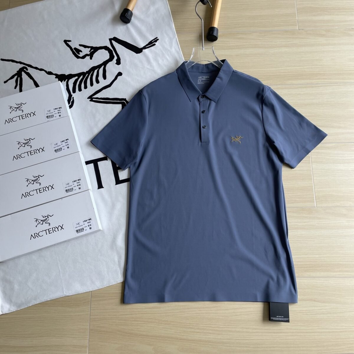 ⁦قميص عالي الجودة من القطن سريع الجفاف مريح وغير رسمي قصير الأكمام⁩ - الصورة ⁦5⁩