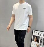 قميص برادا الربيع والصيف للرجال ، رقبة مستديرة ، أكمام قصيرة.