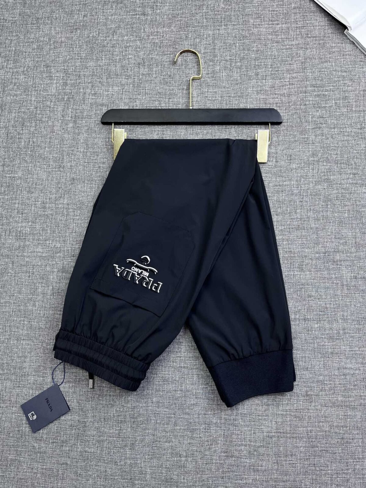 ⁦بنطلون برادا الرجالي الكاجوال الجديد⁩ - الصورة ⁦4⁩