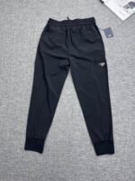 ⁦بنطلون رجالي كاجوال جديد من برادا⁩ - الصورة ⁦3⁩