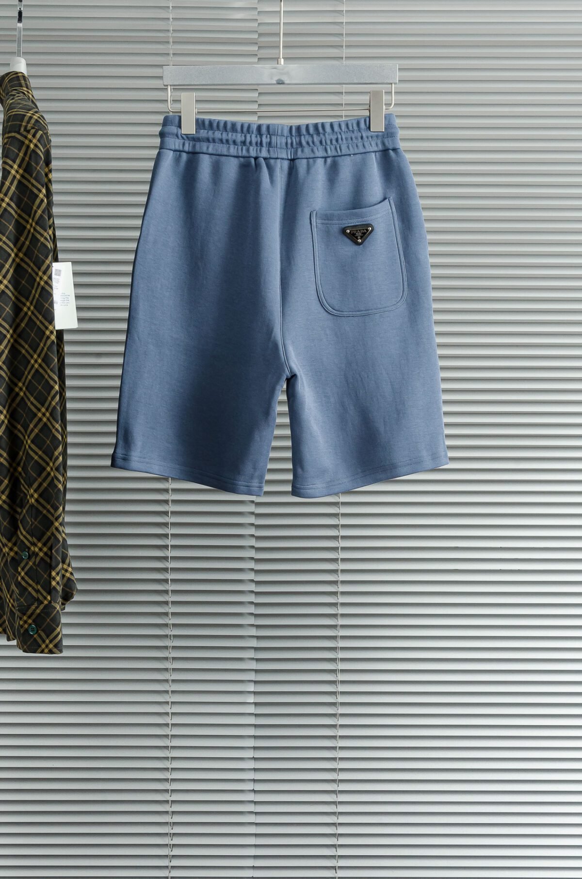 ⁦شورت برادا القطني الكاجوال، موديل ربيع وصيف جديد⁩ - الصورة ⁦2⁩