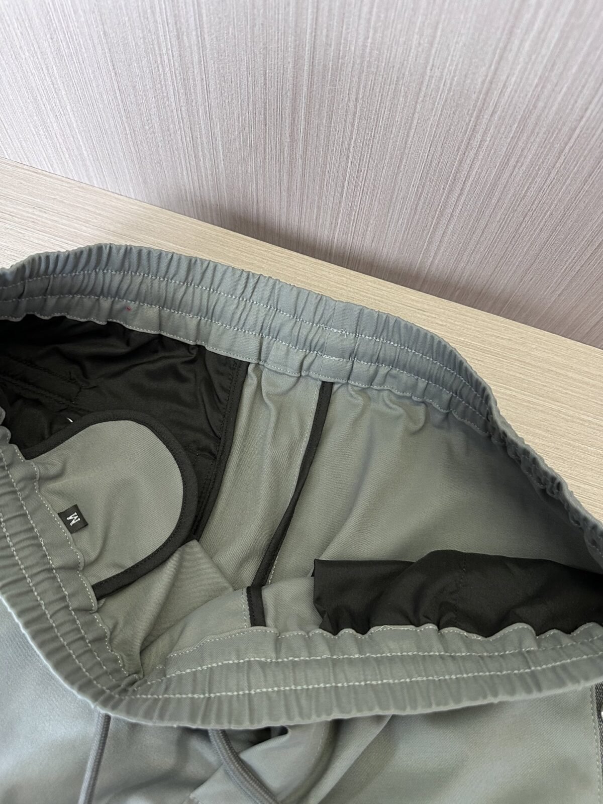 ⁦بنطال برادا الجديد من القطن الخفيف برباط⁩ - الصورة ⁦10⁩