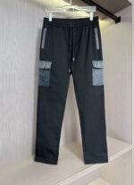 بنطال برادا الكلاسيكي الجديد