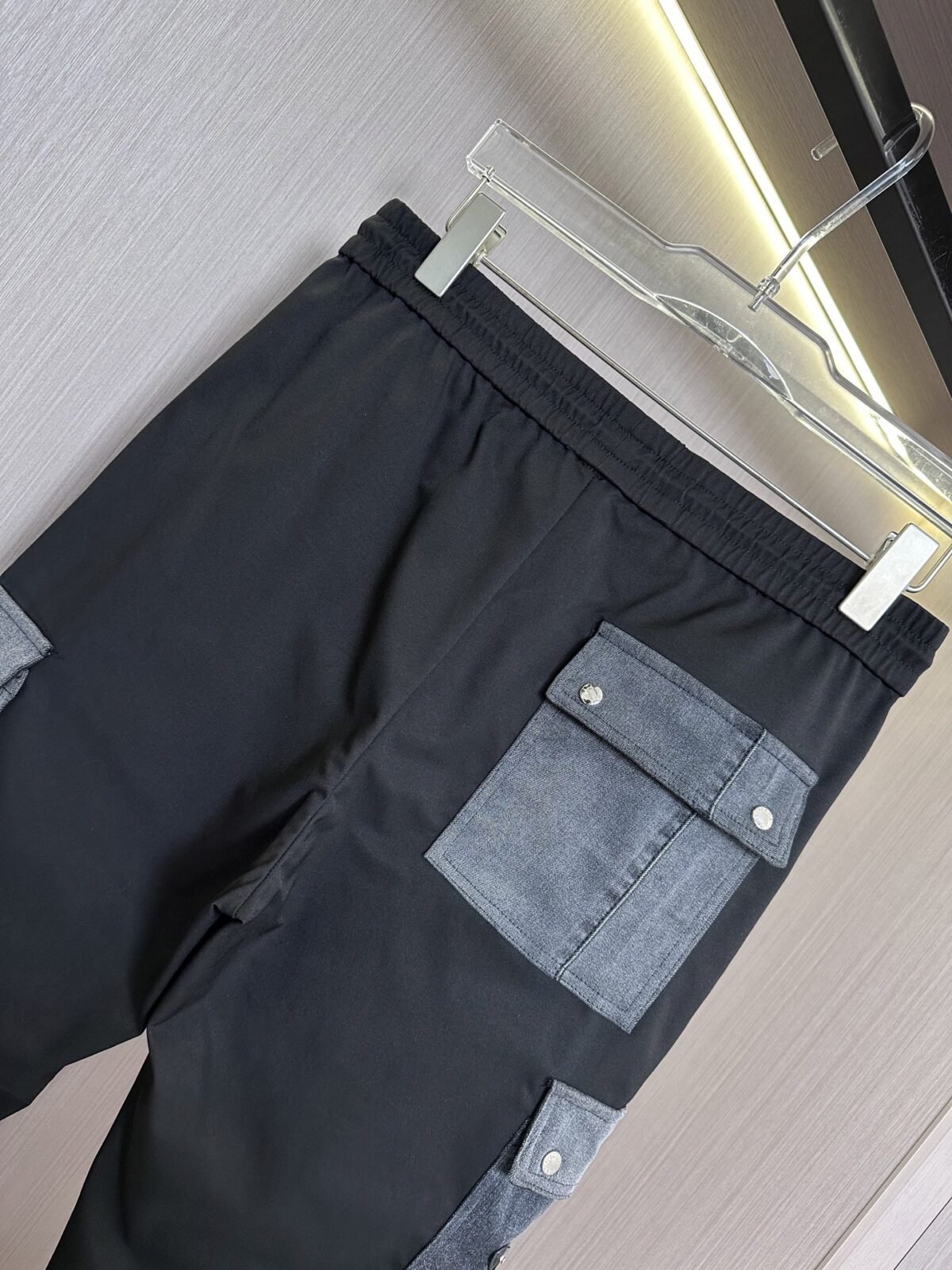 ⁦بنطال برادا الكلاسيكي الجديد⁩ - الصورة ⁦4⁩