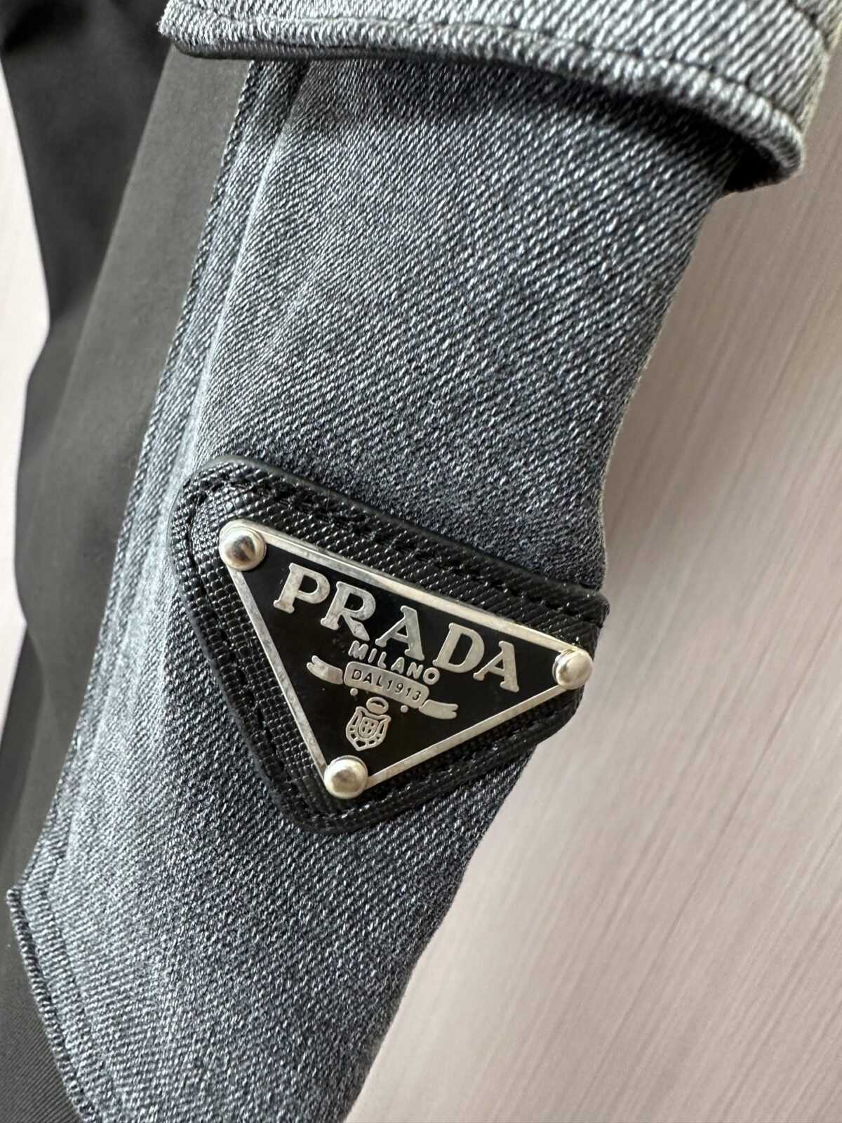 ⁦بنطال برادا الكلاسيكي الجديد⁩ - الصورة ⁦6⁩