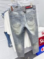 ⁦بنطال جينز برادا الرجالي، بتصميم عصري أنيق⁩ - الصورة ⁦4⁩