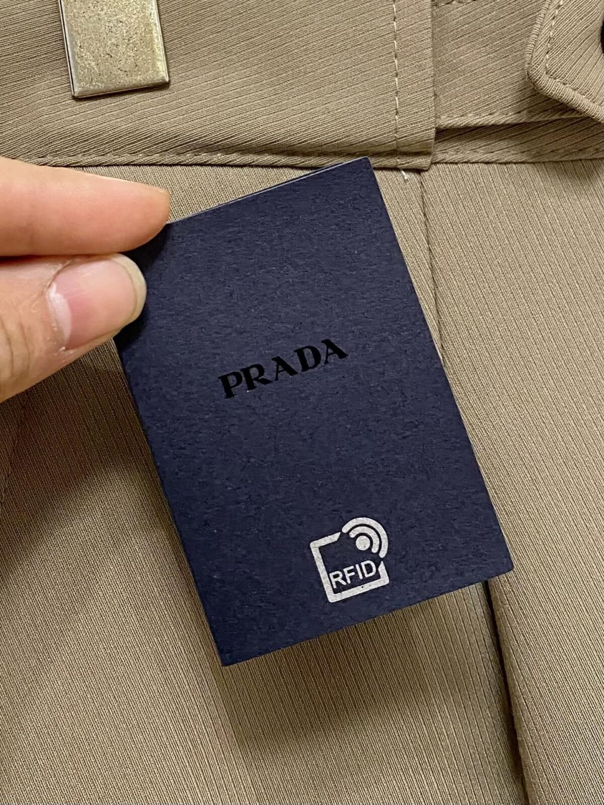 ⁦بنطلون برادا كاجوال جديد وفاخر⁩ - الصورة ⁦8⁩