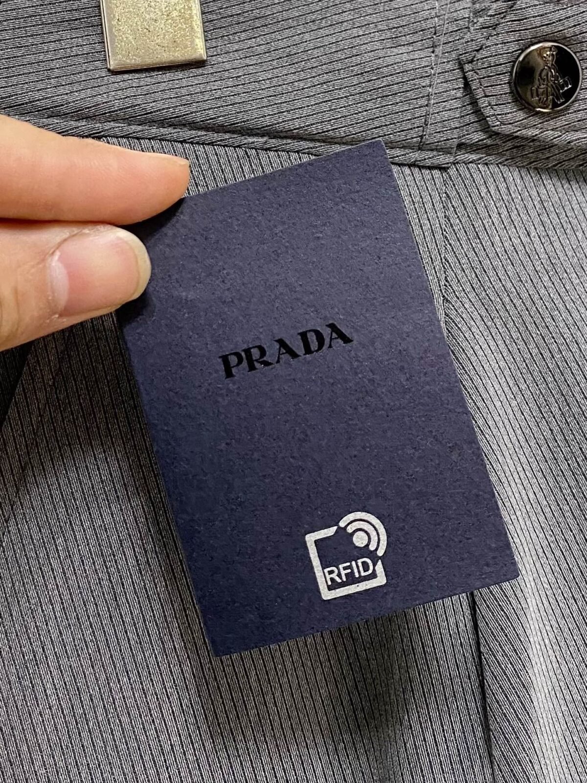 ⁦بنطال برادا كاجوال جديد وفاخر⁩ - الصورة ⁦8⁩