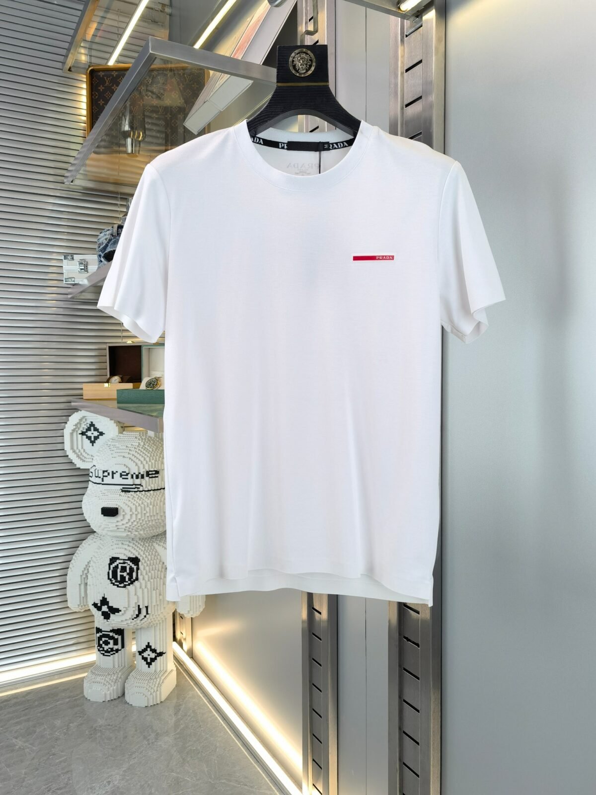 wsxc1747265533091_0 تيشيرت برادا الجديد بأكمام قصيرة - الصورة 1