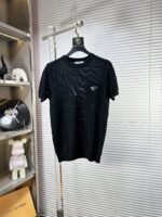 ⁦قميص برادا الجديد المحبوك بأكمام قصيرة⁩ - الصورة ⁦5⁩