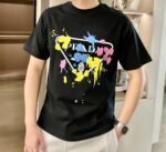 ⁦تيشيرت براد الصيفي الجديد، بتصميم عصري وبسيط بأكمام قصيرة، يتميز بتناغمه مع الملابس.⁩ - الصورة ⁦3⁩