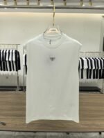 ⁦سترة برادا الرجالية الأنيقة بياقة دائرية⁩ - الصورة ⁦3⁩