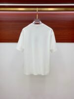 ⁦تيشيرت برادا الأنيق بياقة دائرية⁩ - الصورة ⁦4⁩