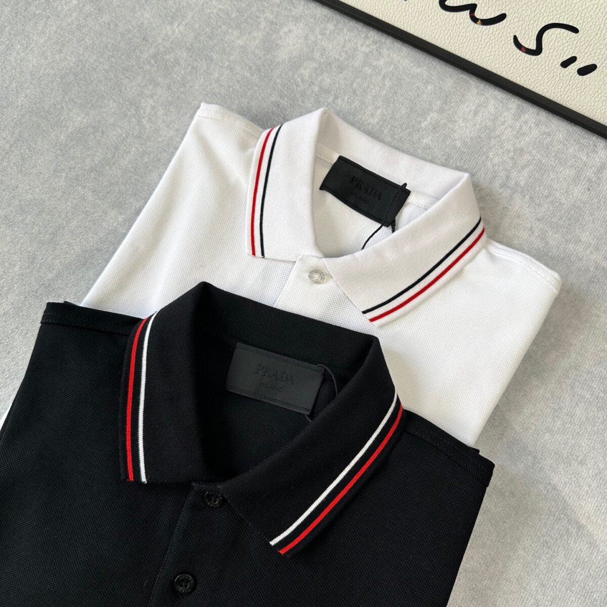 ⁦قميص بولو برادا الجديد للربيع والصيف⁩ - الصورة ⁦7⁩