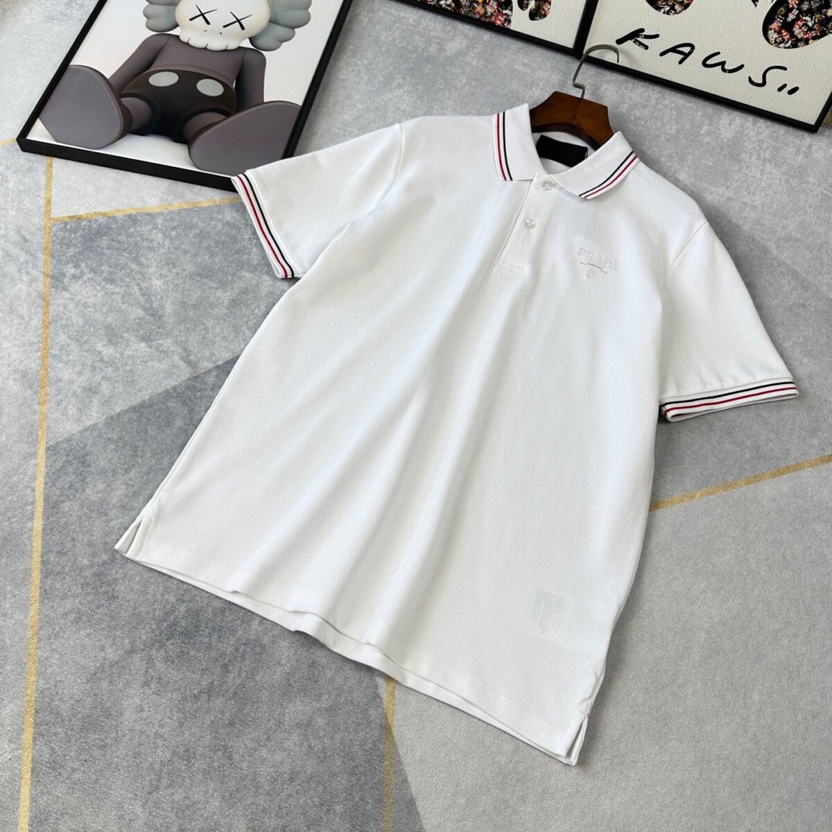 ⁦قميص بولو برادا الجديد للربيع والصيف⁩ - الصورة ⁦4⁩